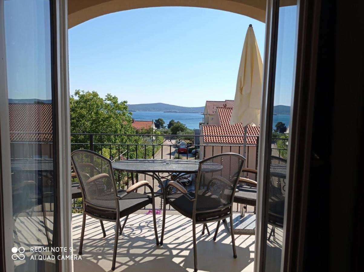 Apartments Vodopija Sveti Filip i Jakov Buitenkant foto