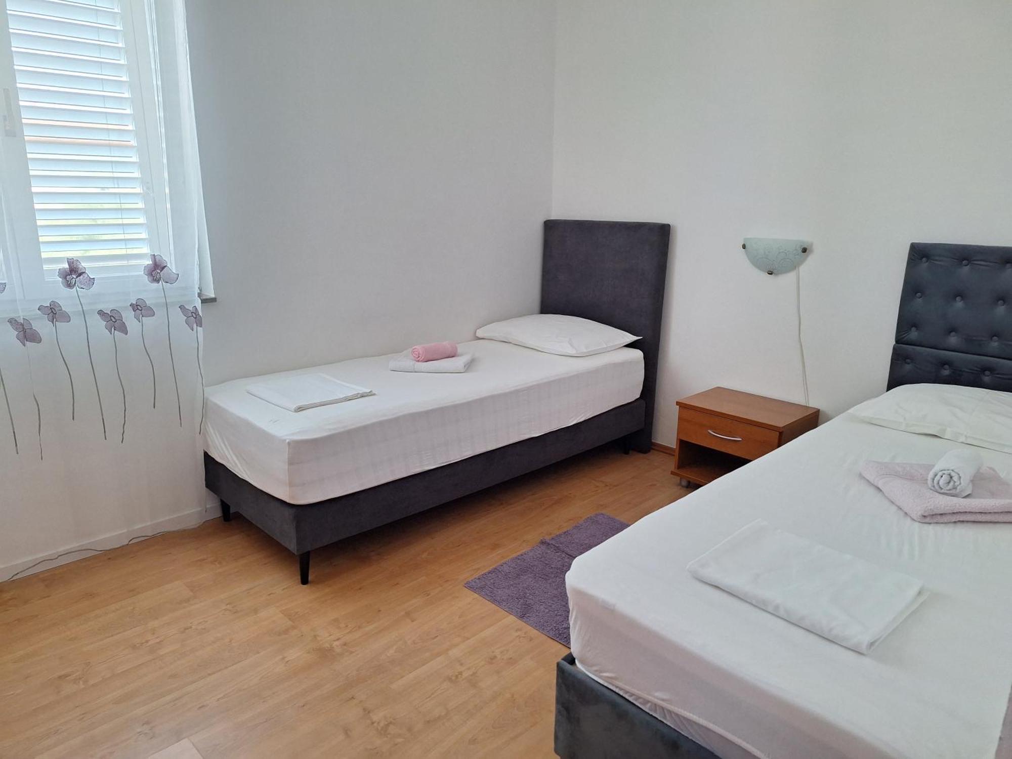 Apartments Vodopija Sveti Filip i Jakov Buitenkant foto
