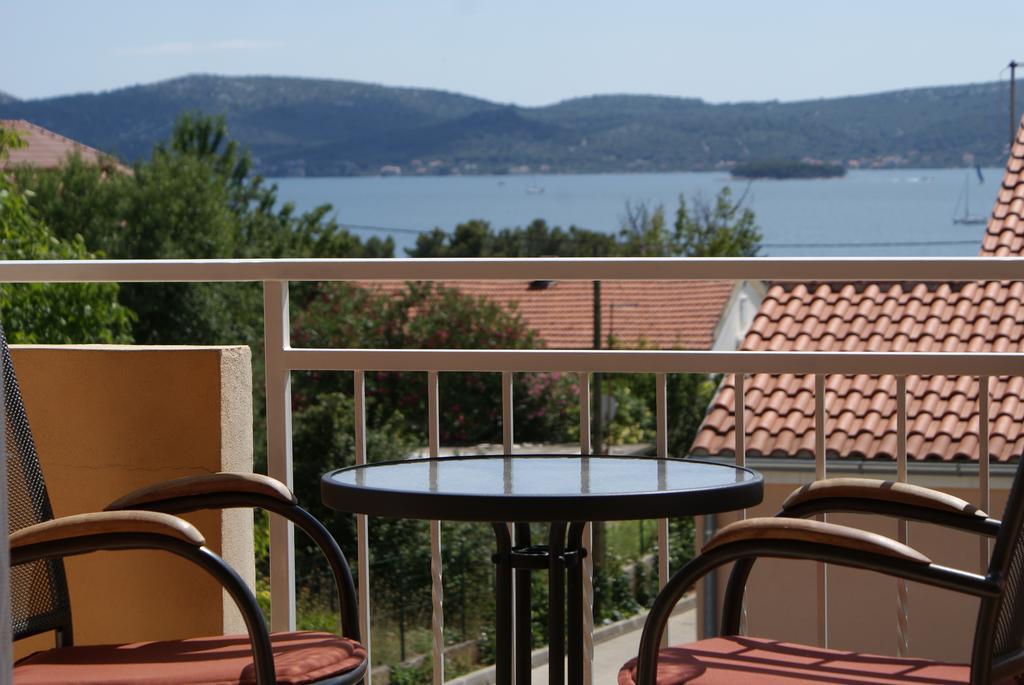 Apartments Vodopija Sveti Filip i Jakov Buitenkant foto