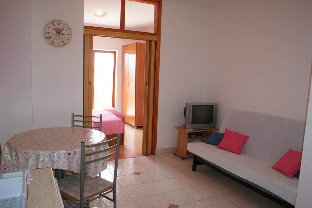 Apartments Vodopija Sveti Filip i Jakov Buitenkant foto