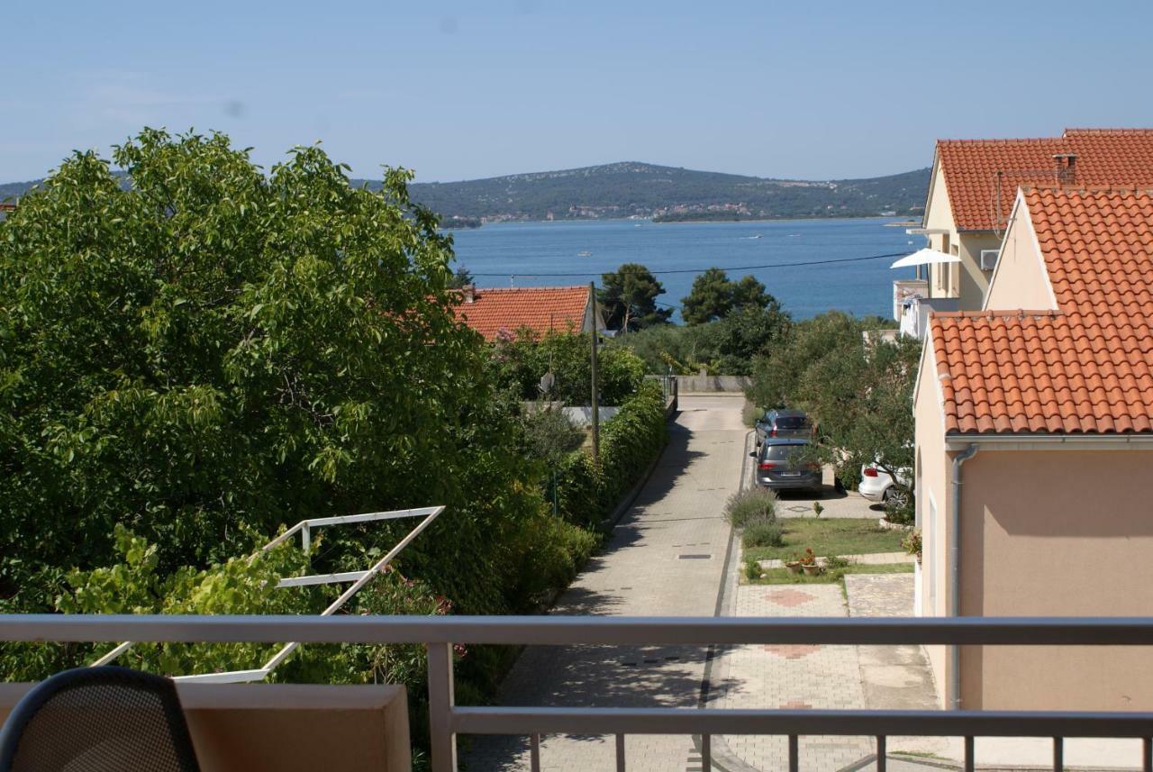 Apartments Vodopija Sveti Filip i Jakov Buitenkant foto